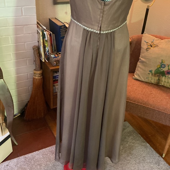 Special occasion Maxi dress. - Picture 6 of 7